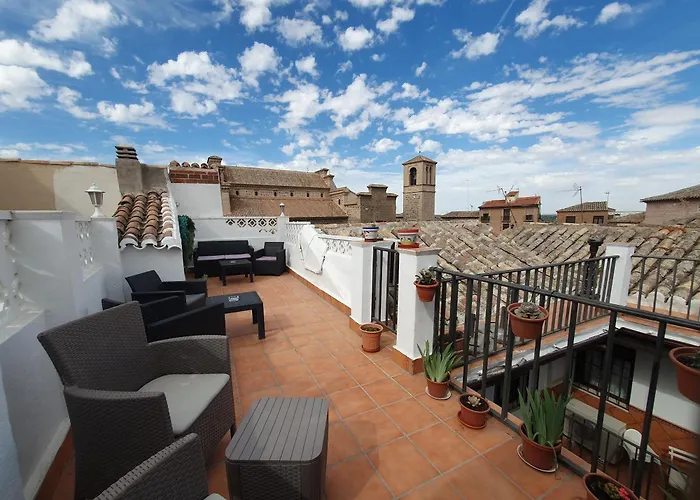 ToledoRooms Estrella - Pisos de 1, 2 y 3 habitaciones con Azotea