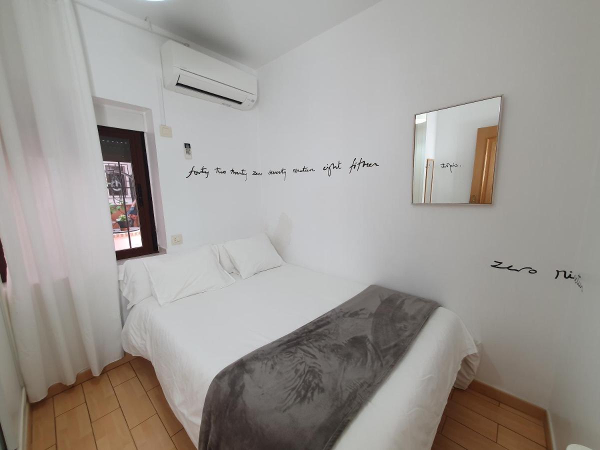 Apartamento Toledorooms Estrella Con Azotea En El Casco *